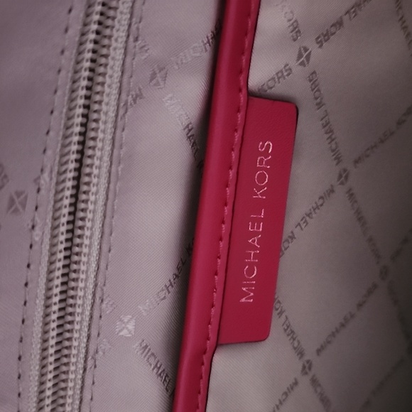 NWT Michael Kors Bags Michael Kors Jaycee Medium Pebbled Leather in Carmine Pink - Picture 5 of 9